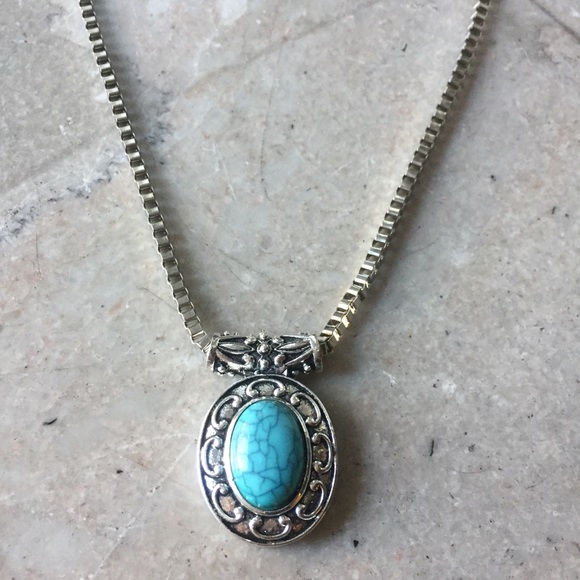 Jewelry - Women's necklace